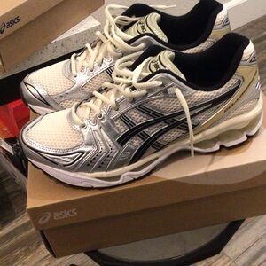 ASICS Silver, Cream & Black Mesh Running Shoes
